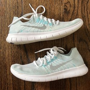 Nike Free Run Flyknit Light Blue “Pure Platinum/Metallic Silver. WMNS 9 + box.